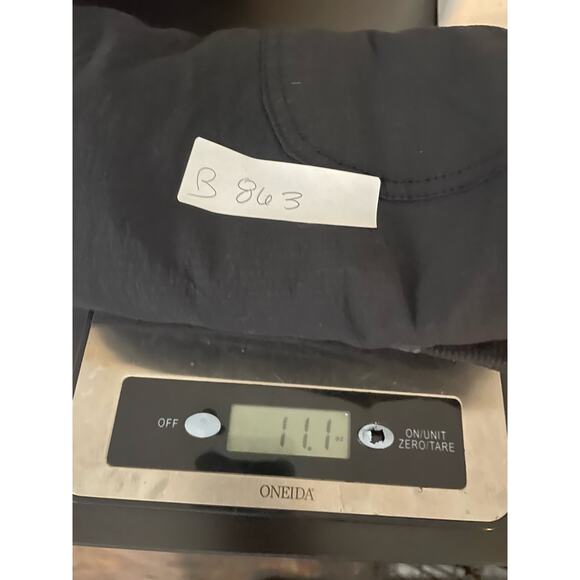 Athleta Trekkie Capri Pants Black Ripstop Cargo Utility Hiking Camp Sz 12 - Picture 12 of 12